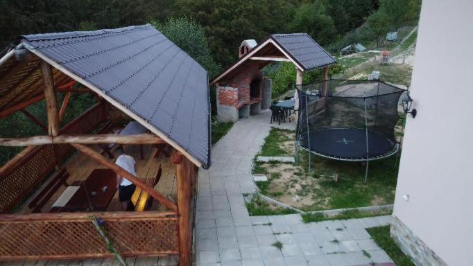 Conacul Elenei Vila Poiana Mărului Exterior foto